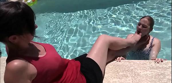  Foot Worship and Breath Play in the Pool